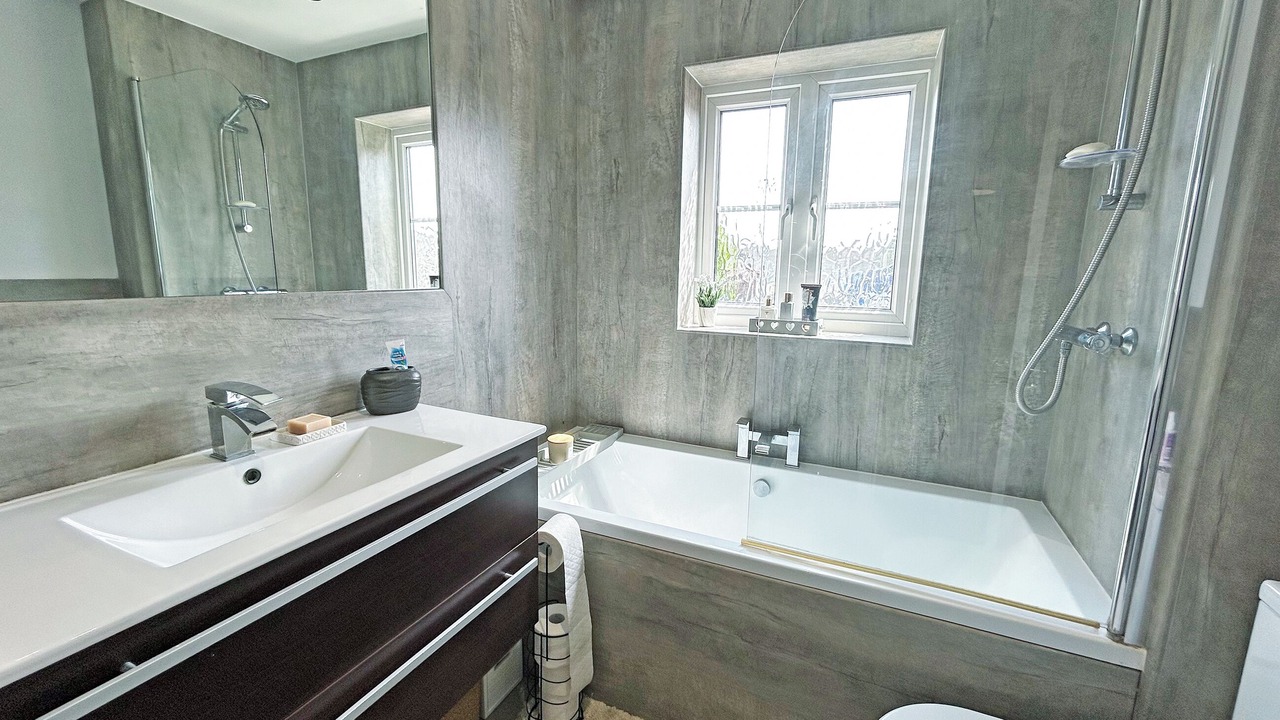 Photo of Bathroom in Thrapston