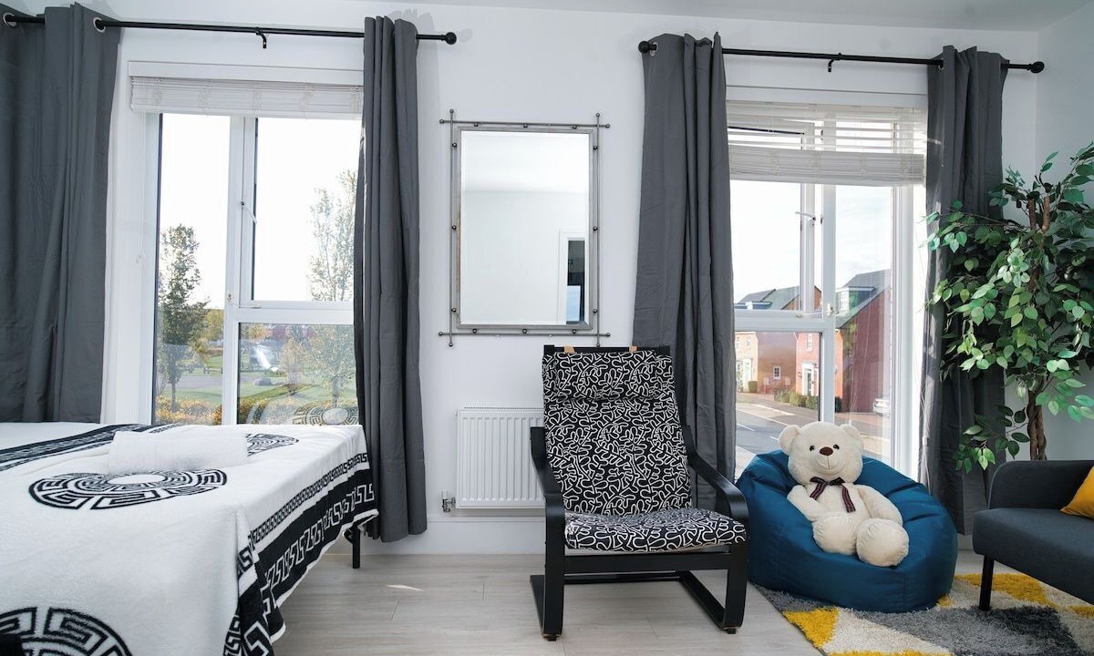 Photo of Bedroom in Newport Pagnell