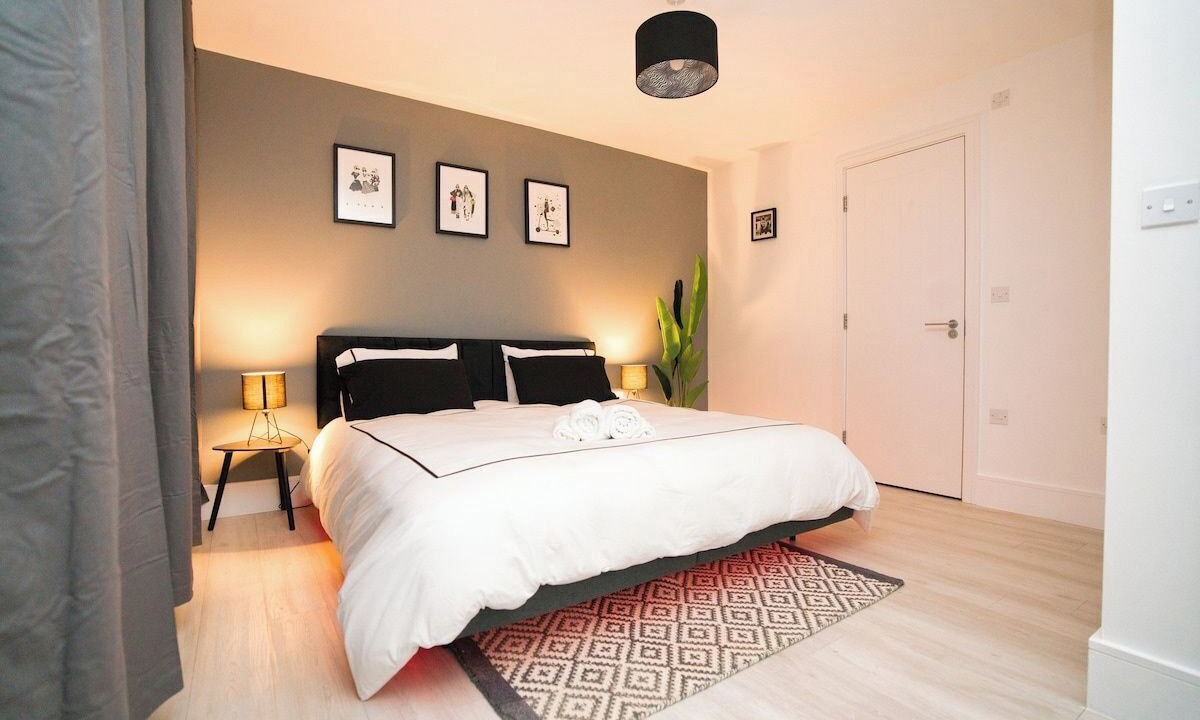 Photo of Bedroom in Newport Pagnell