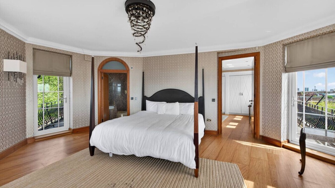 Photo of Bedroom in Frognal and Fitzjohns