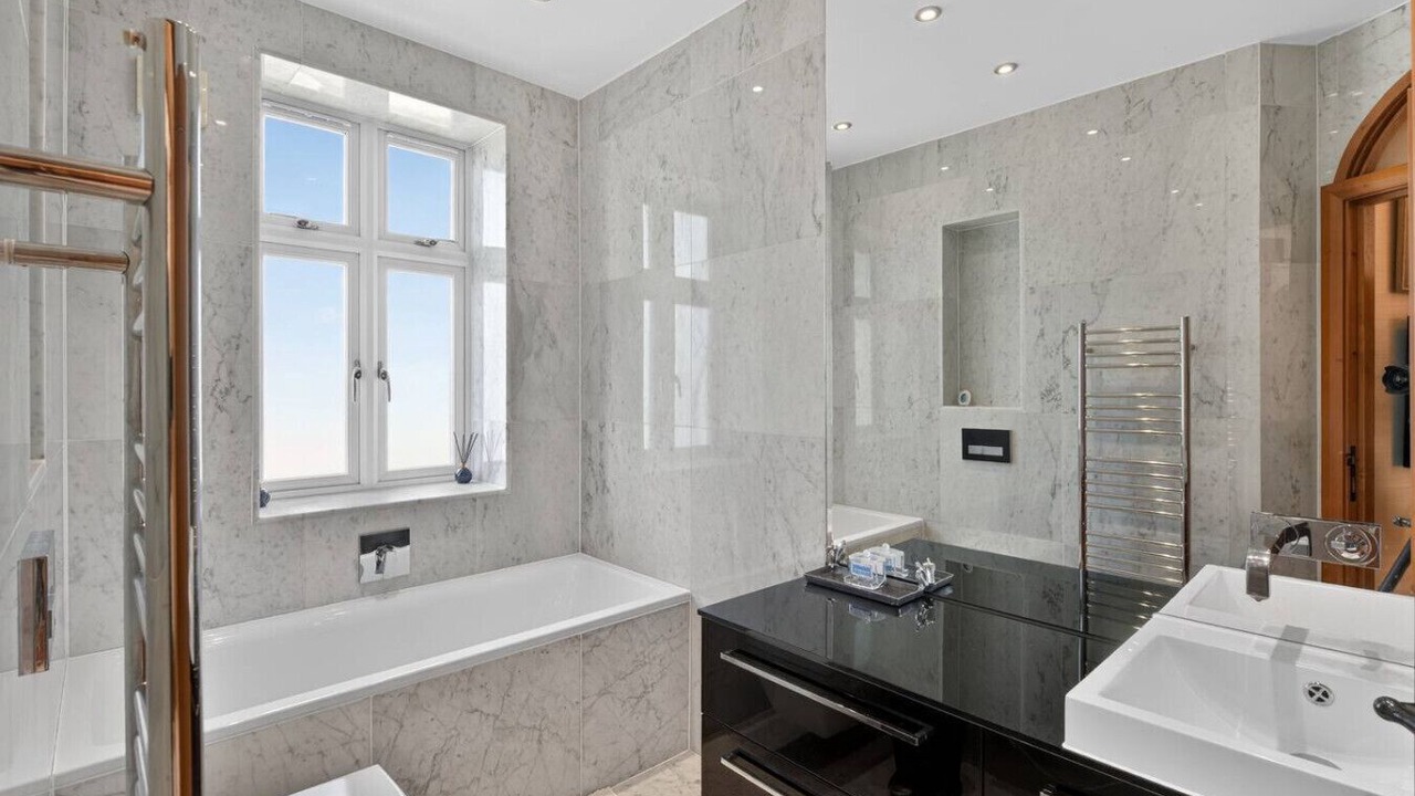 Photo of Bathroom in Frognal and Fitzjohns