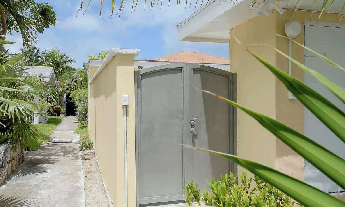 Photo of Outdoor in Paradise Island