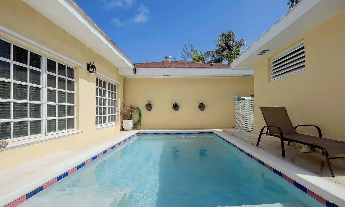 Photo of Outdoor in Paradise Island