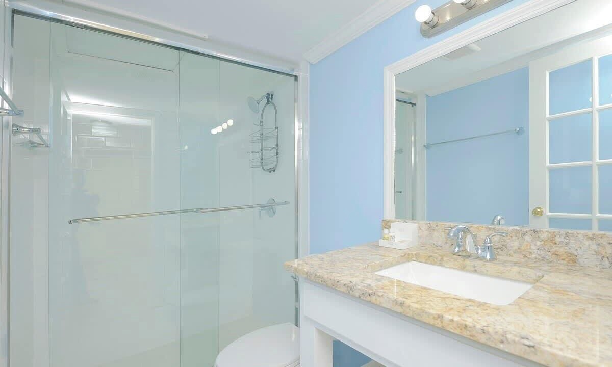 Photo of Bathroom in Paradise Island