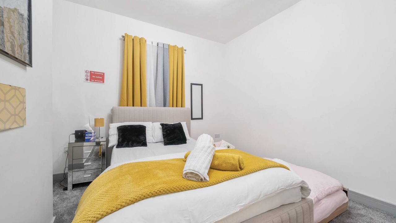 Photo of Bedroom in Stoke-on-Trent