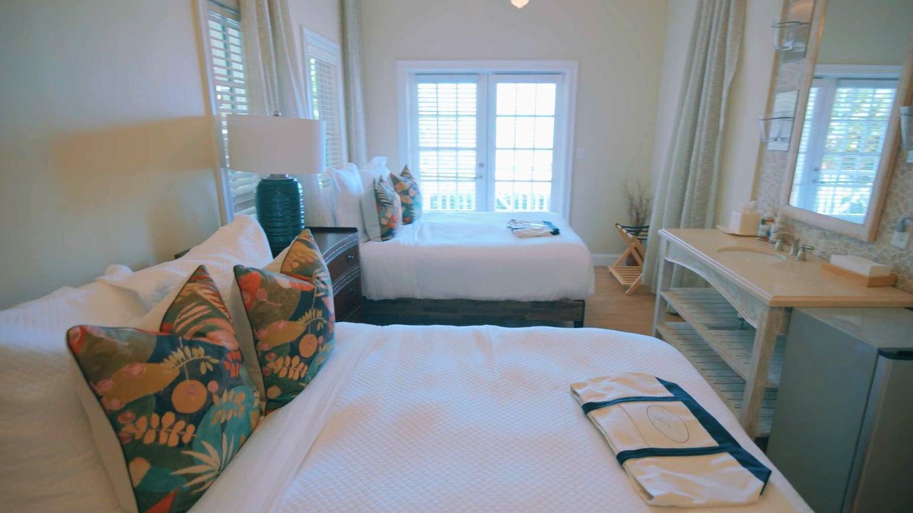 Photo of Bedroom in Royal Island