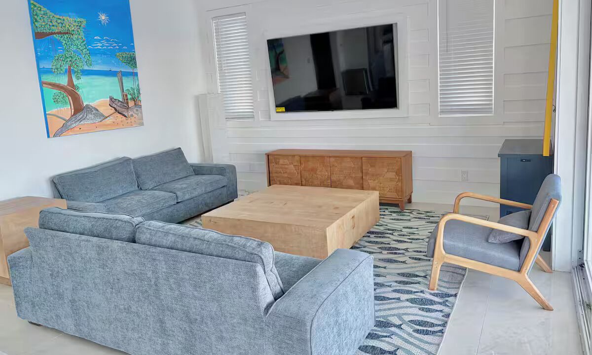 Photo of Livingroom in Long Island