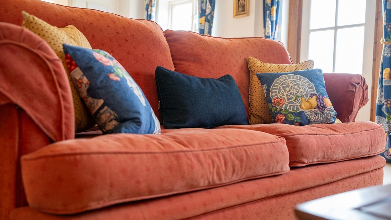 Photo of Livingroom in Charlton-on-Otmoor