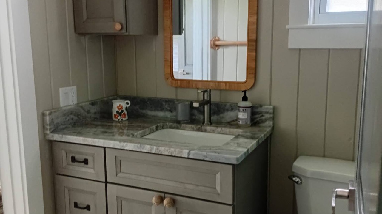 Photo of Bathroom in Lubbers Quarters Cay