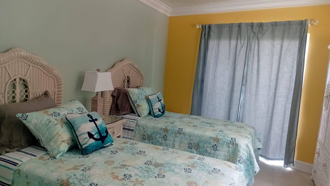 Photo of Bedroom in Lubbers Quarters Cay