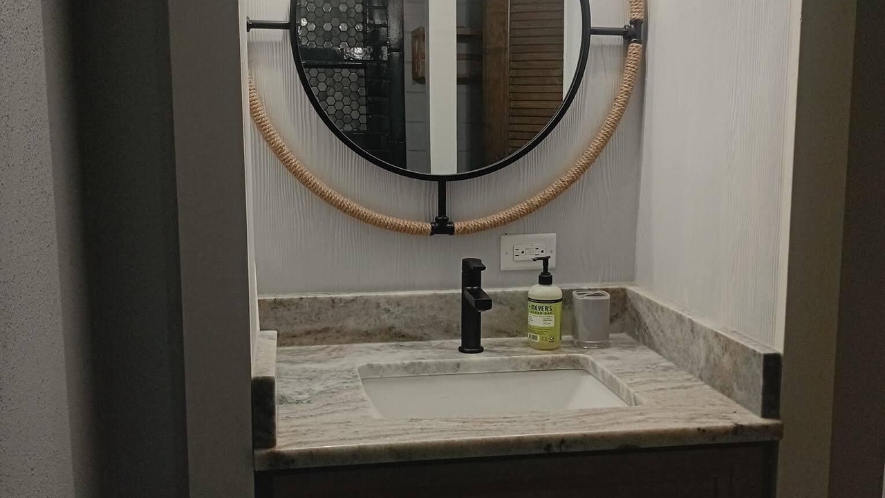 Photo of Bathroom in Lubbers Quarters Cay