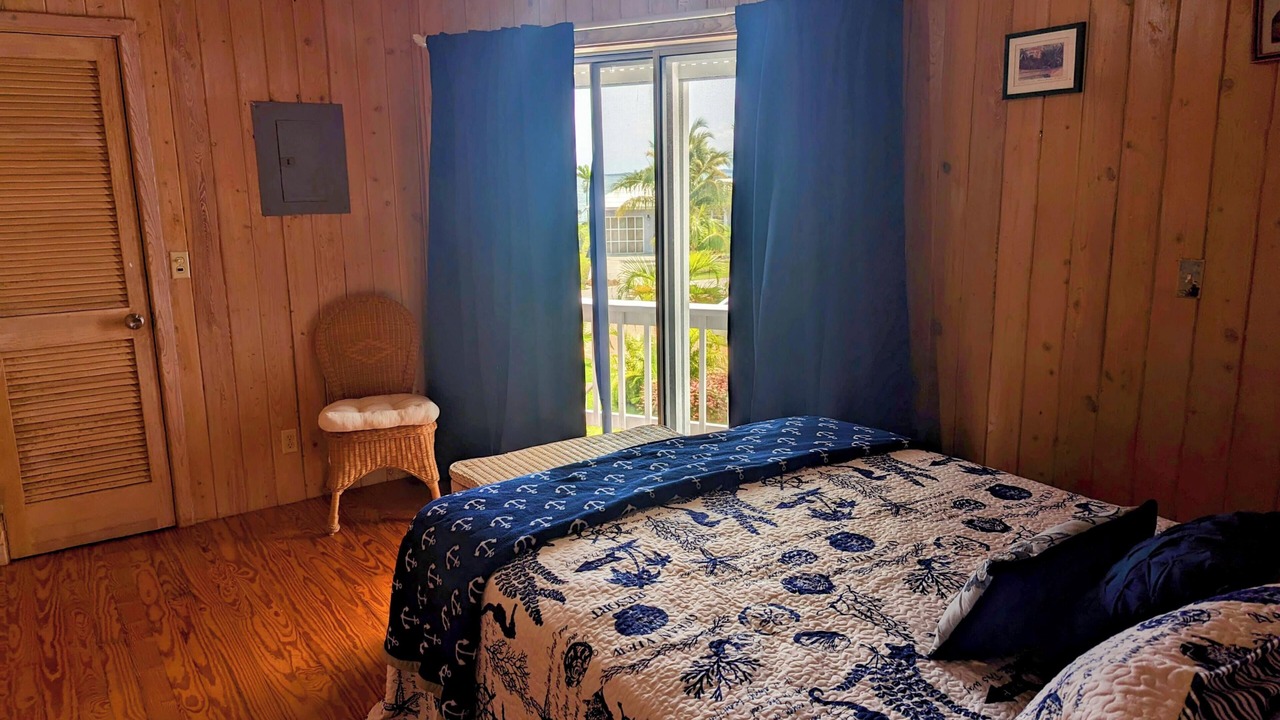 Photo of Bedroom in Lubbers Quarters Cay