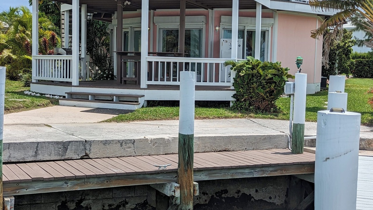 Photo of Outdoor in Lubbers Quarters Cay