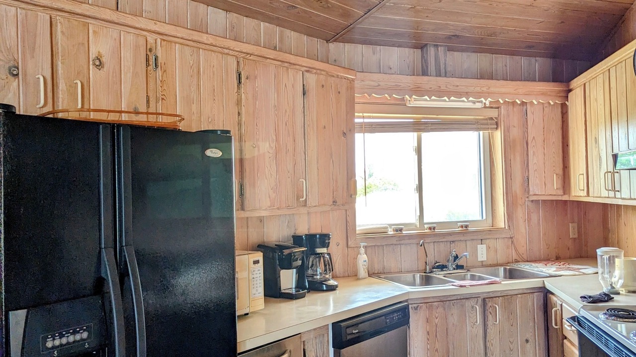Photo of Kitchen in Lubbers Quarters Cay