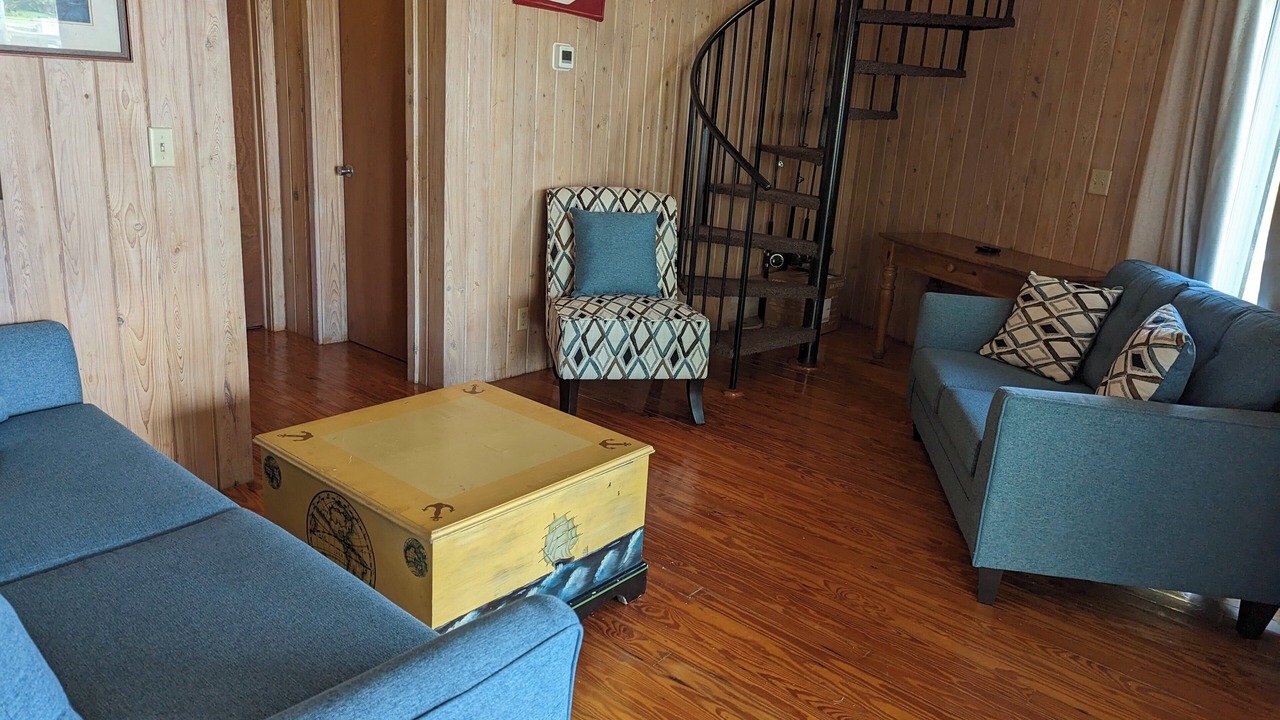 Photo of Livingroom in Lubbers Quarters Cay