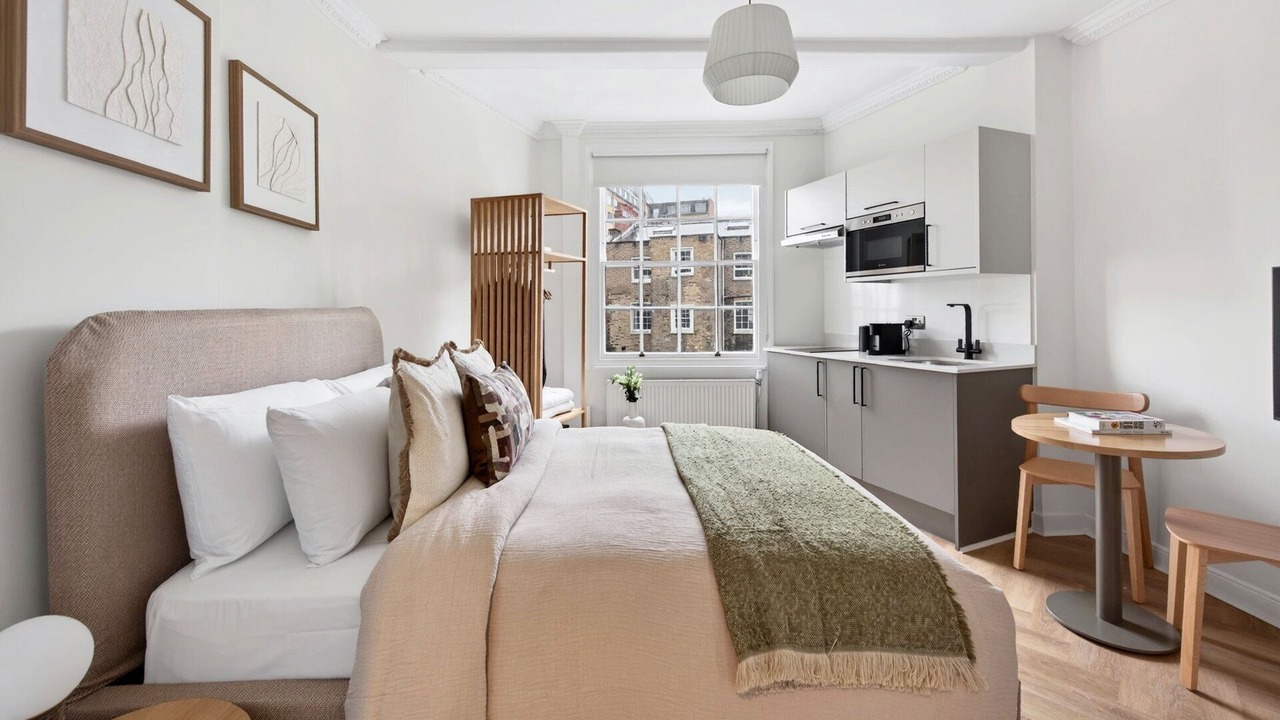 Photo of Bedroom in St. Pancras