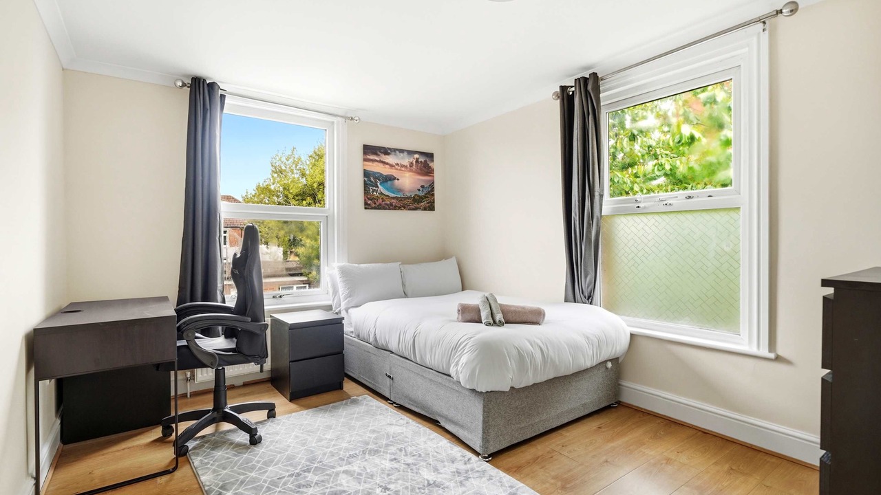 Photo of Bedroom in Aylesbury