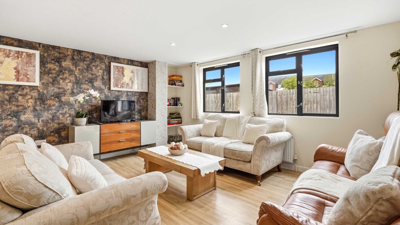 Photo of Livingroom in Aylesbury