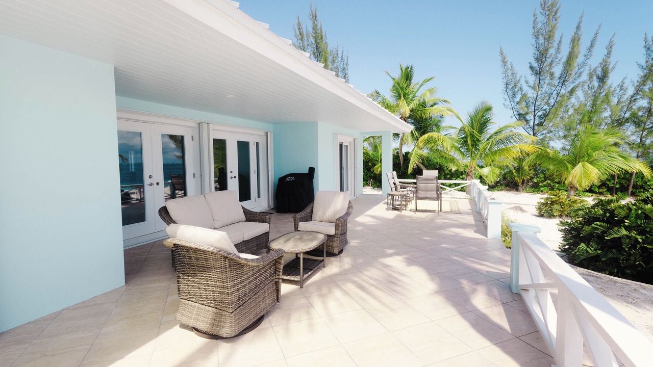 Photo of Patio Balcony in Treasure Cay