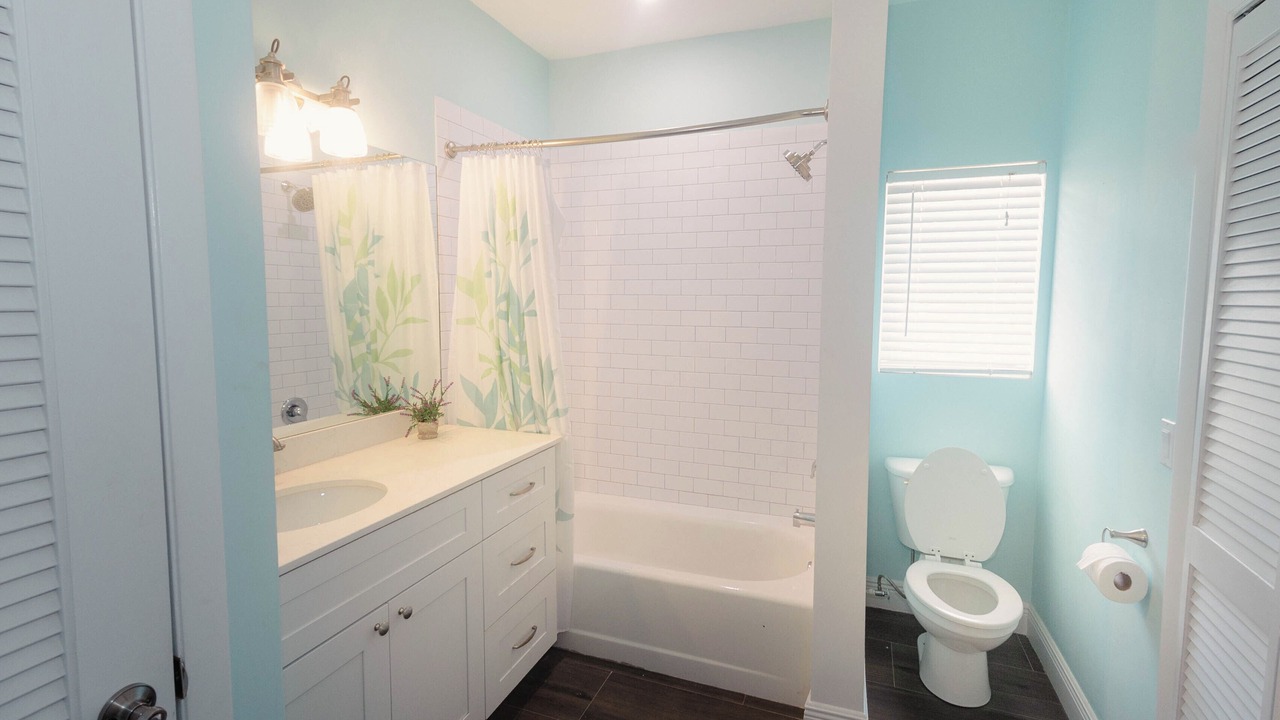 Photo of Bathroom in Treasure Cay
