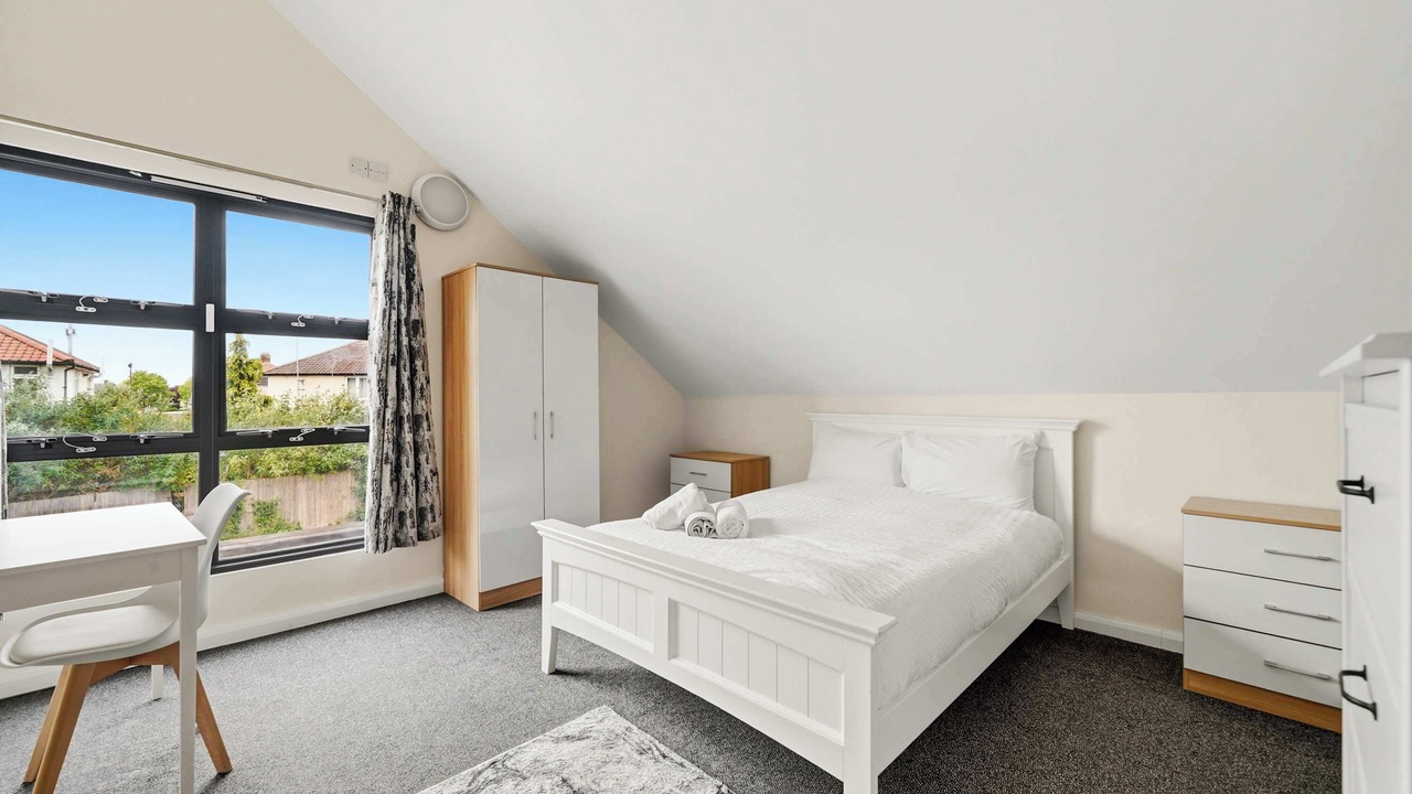 Photo of Bedroom in Aylesbury