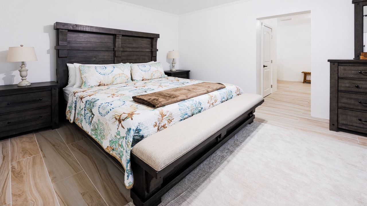 Photo of Bedroom in Spanish Wells