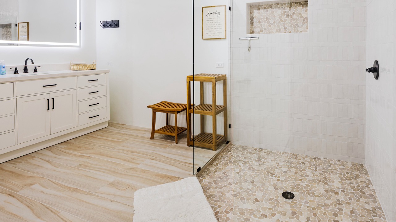 Photo of Bedroom in Spanish Wells