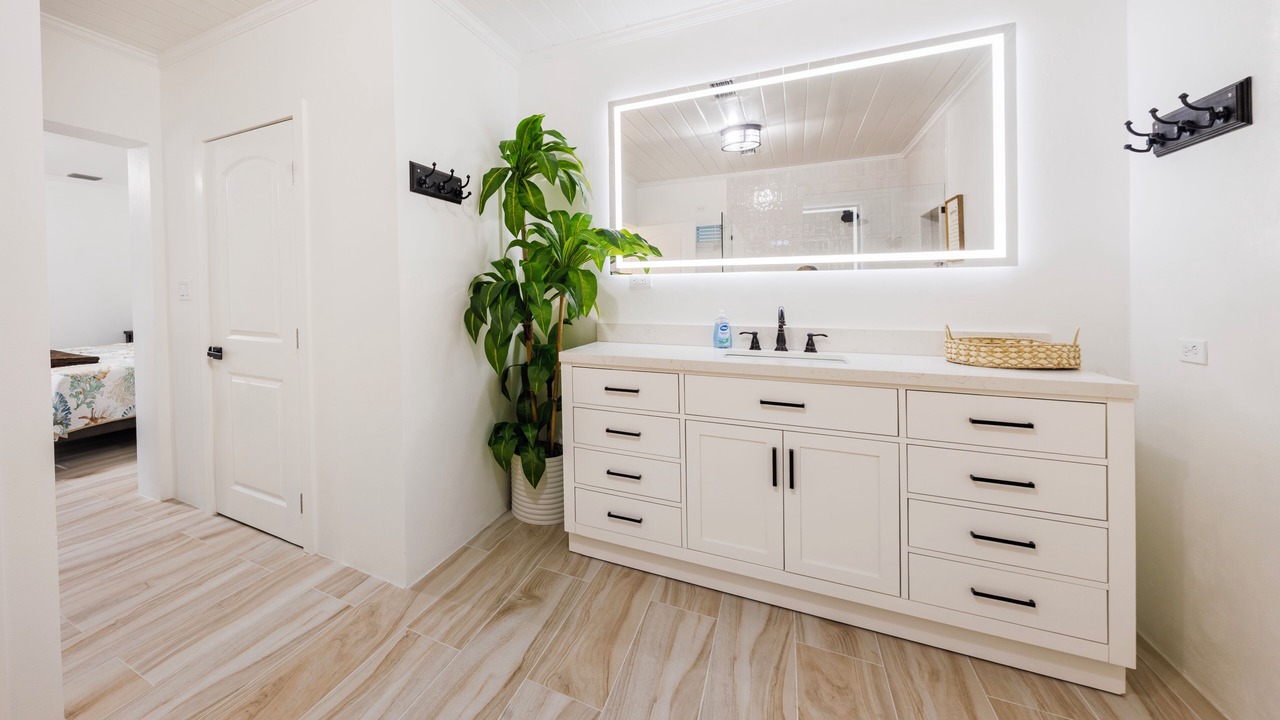 Photo of Bedroom in Spanish Wells