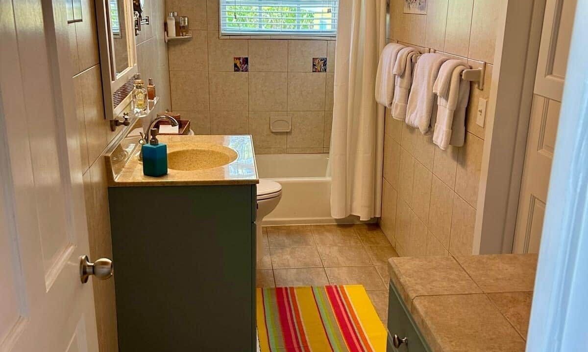 Photo of Bathroom in Spanish Wells