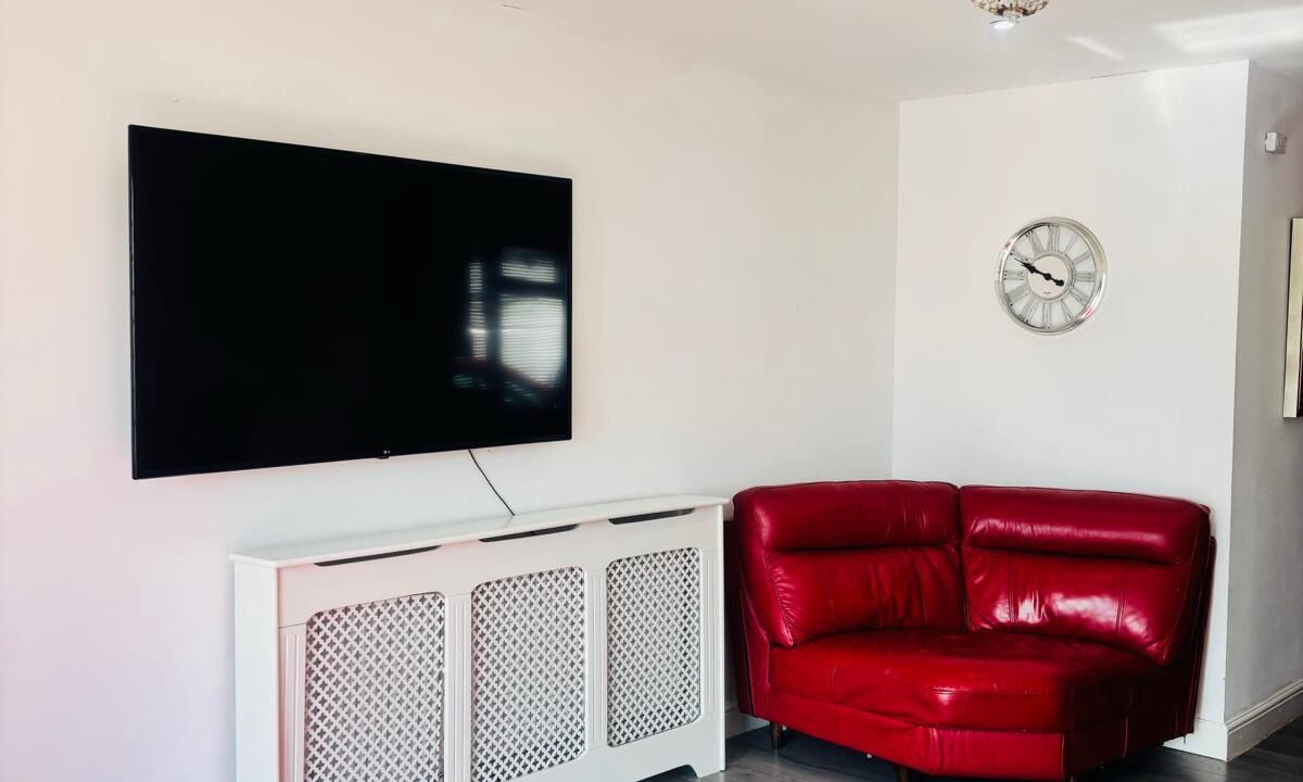 Photo of Livingroom in Lacey Green