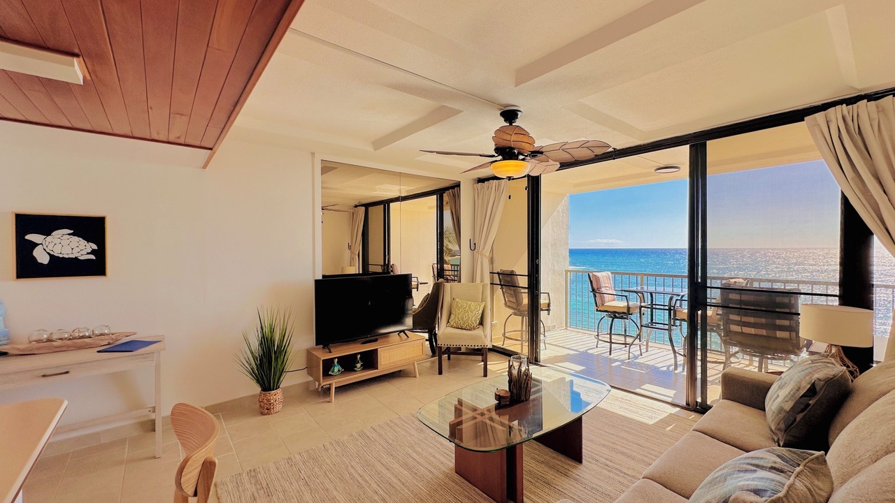 Photo of Livingroom in Makaha