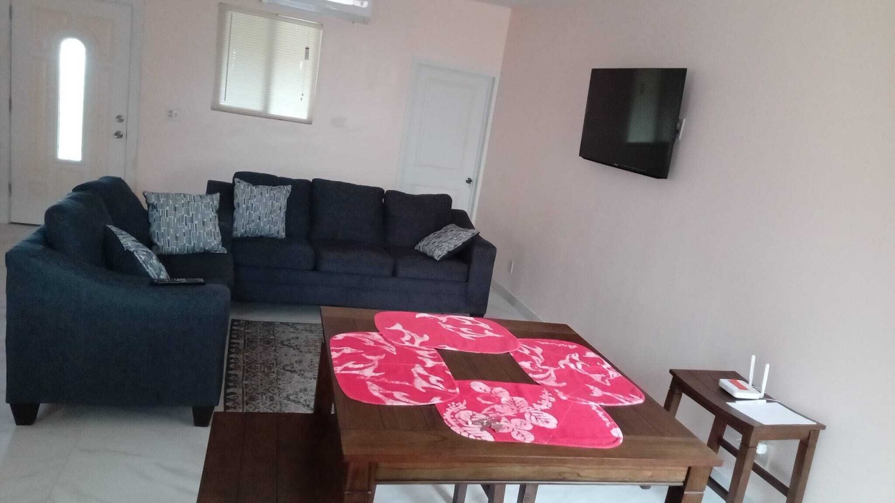 Photo of Livingroom in Coakley Town