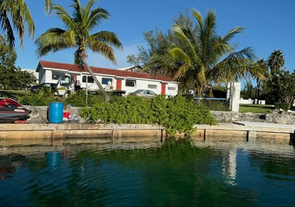 Photo of Others in Bahamia West