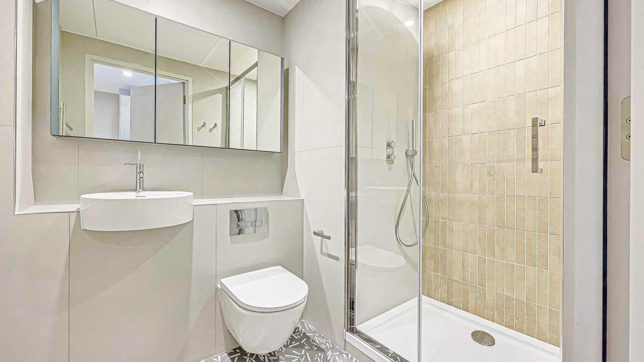 Photo of Bathroom in Farringdon