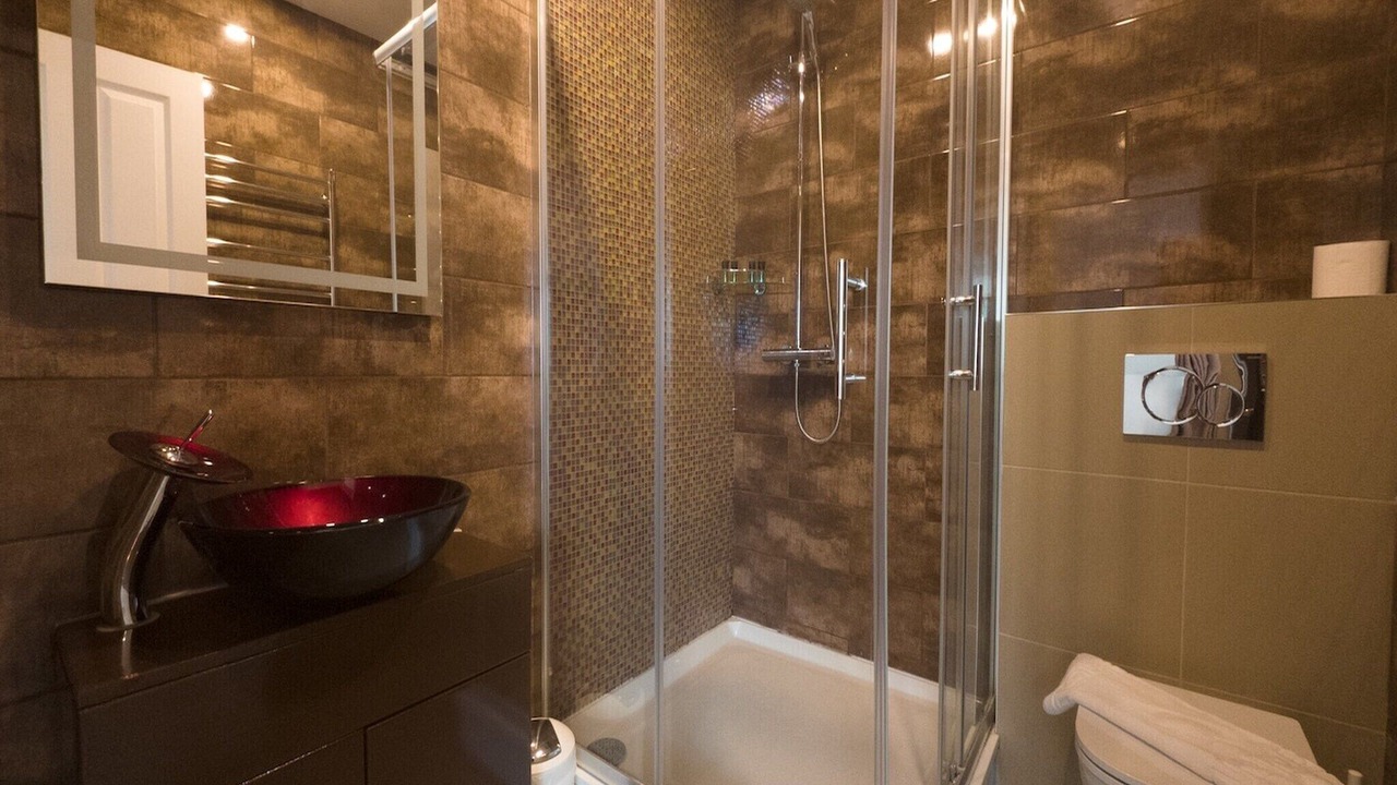 Photo of Bathroom in Newquay City Centre