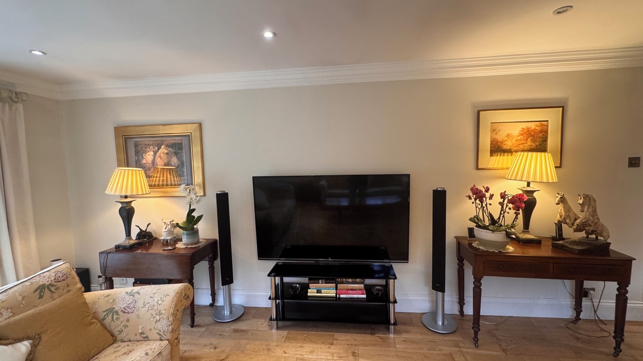 Photo of Livingroom in Wooburn Moor
