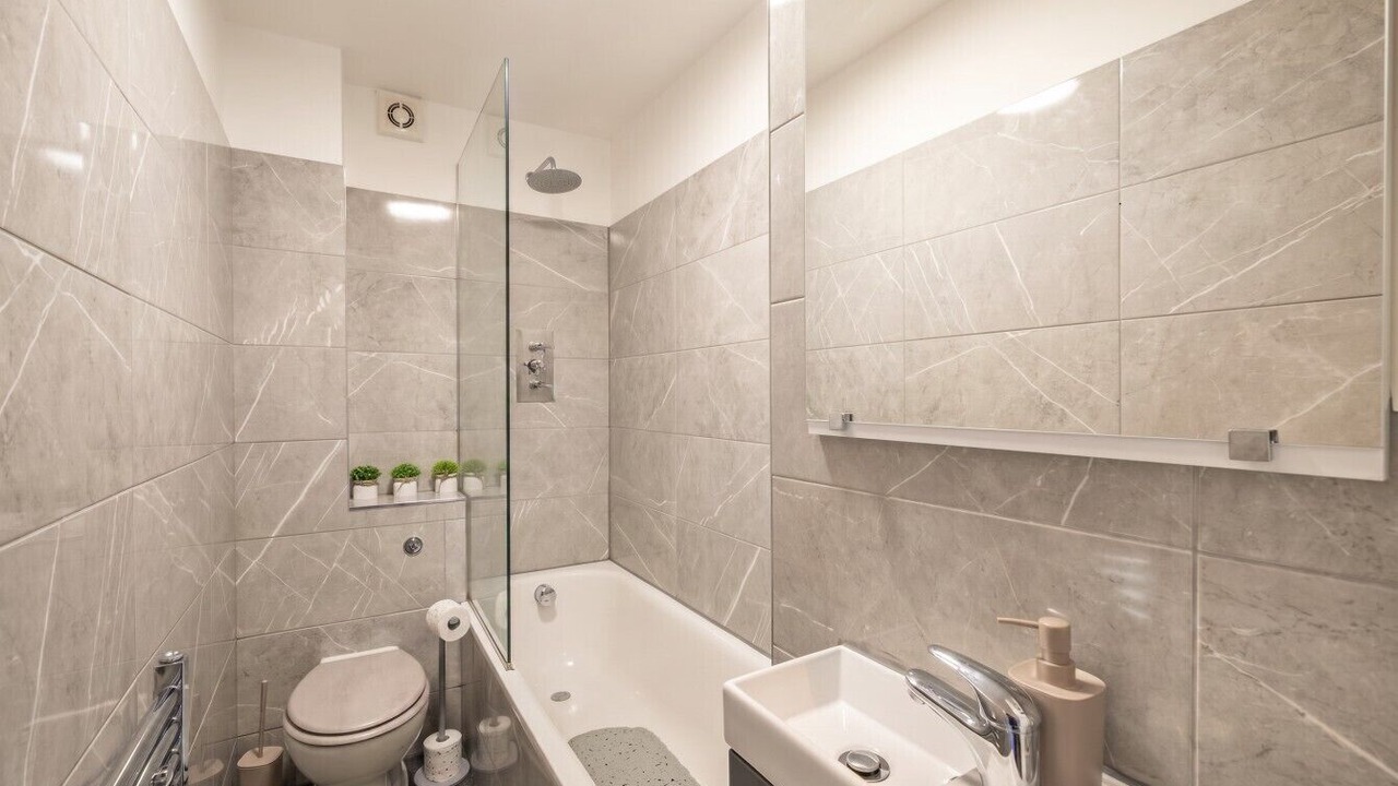 Photo of Bathroom in Frognal and Fitzjohns