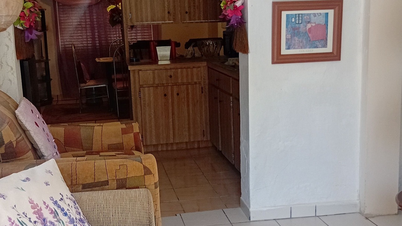 Photo of Livingroom in Tarpum Bay
