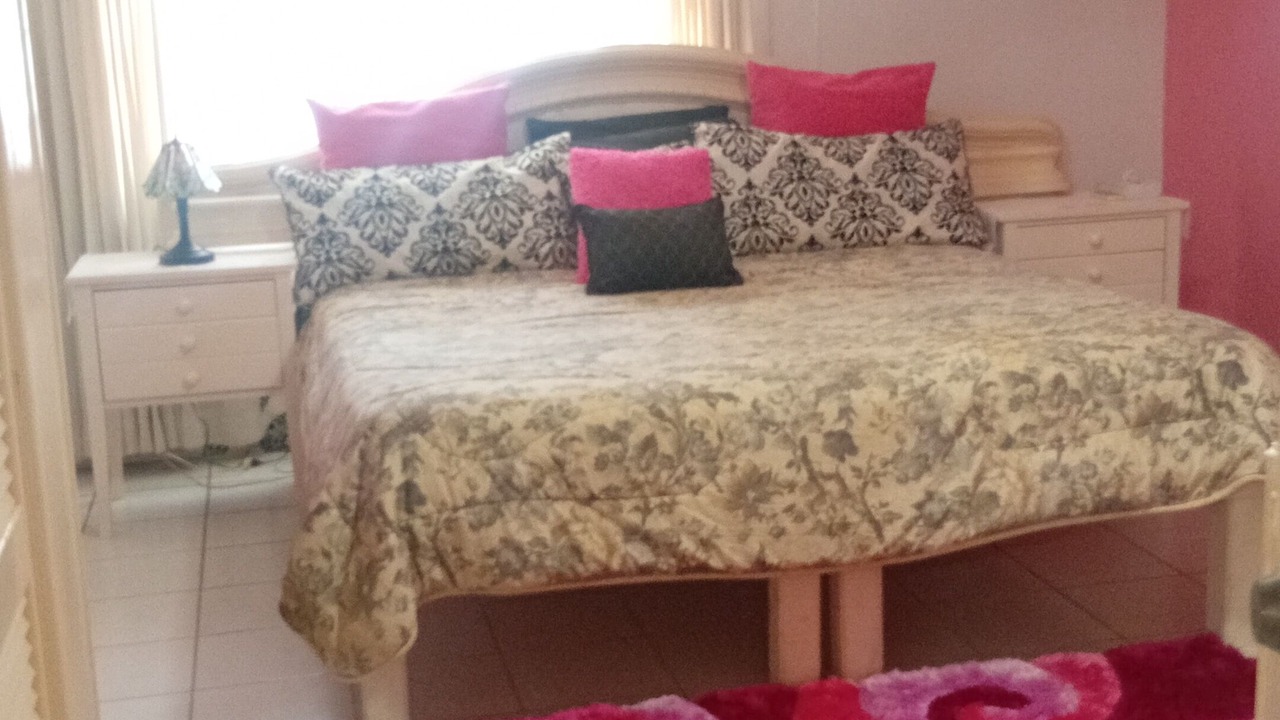 Photo of Bedroom in Tarpum Bay
