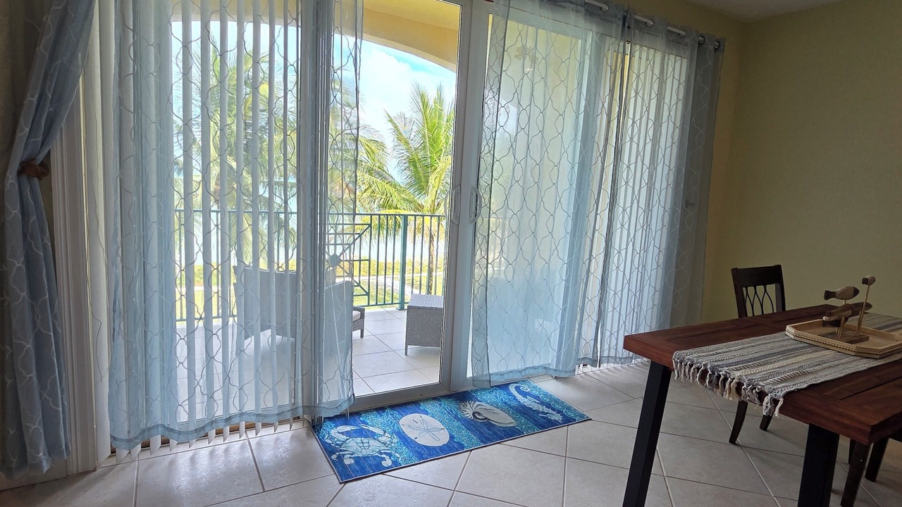 Photo of Others in Bahamas Terrace