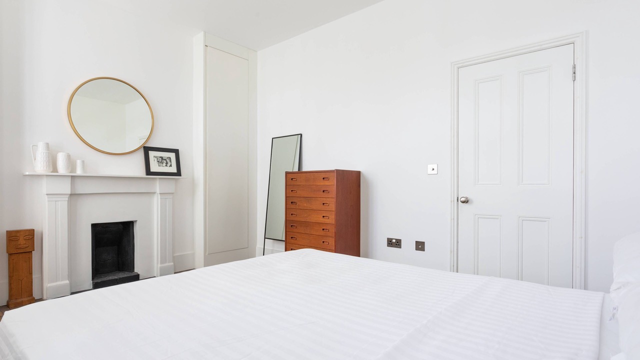 Photo of Bedroom in Newington