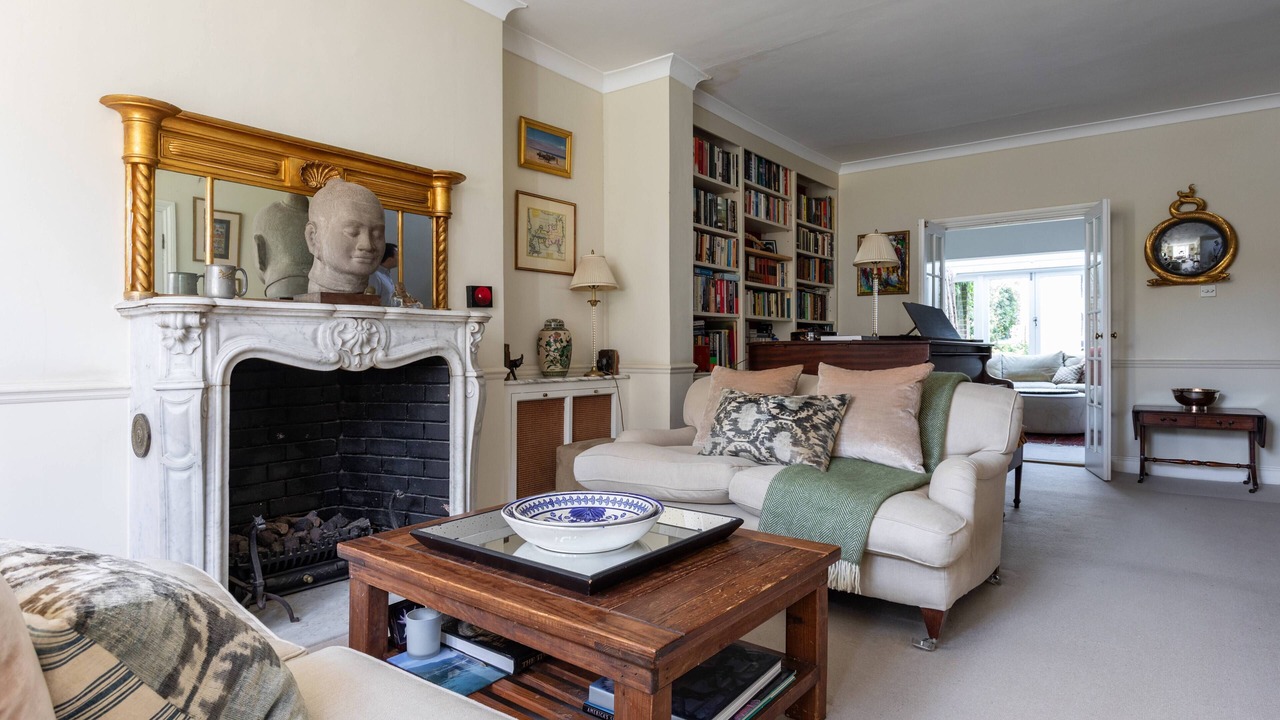 Photo of Livingroom in Lancaster Gate