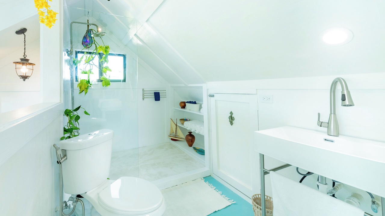 Photo of Bathroom in Spanish Wells