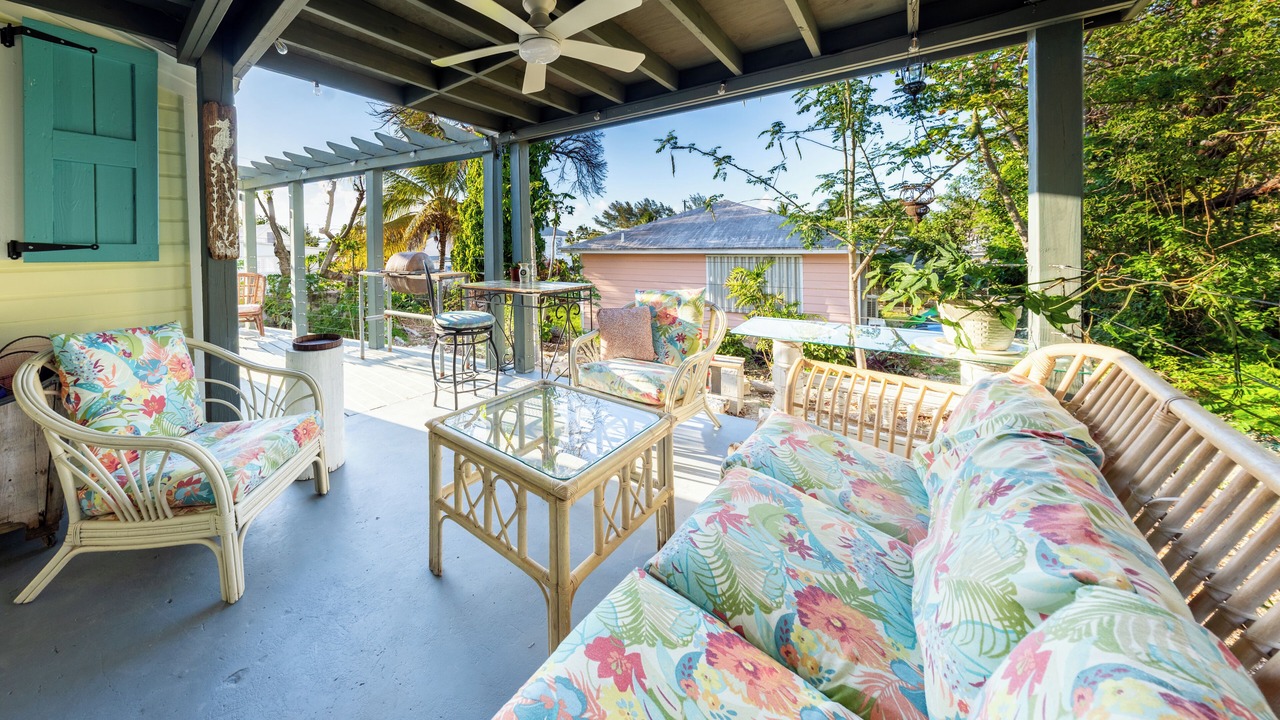 Photo of Patio Balcony in Spanish Wells