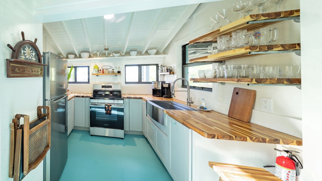 Photo of Kitchen in Spanish Wells