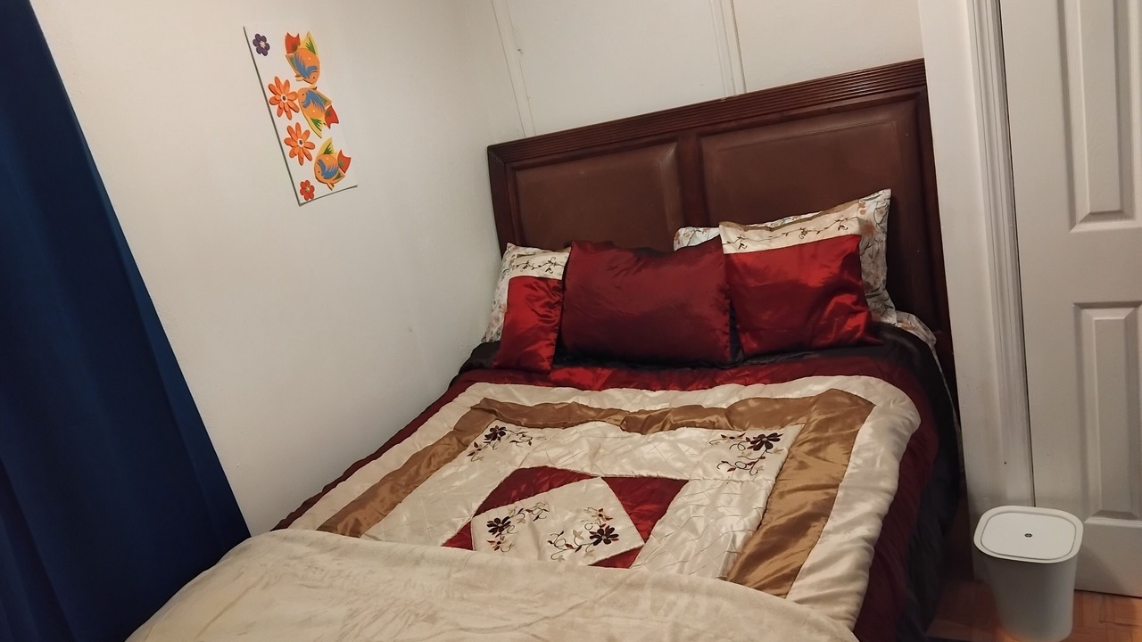 Photo of Bedroom in Nassau
