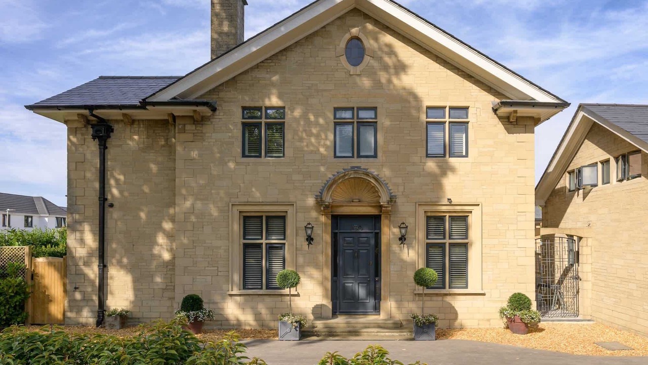 Photo of Outdoor in Cheltenham