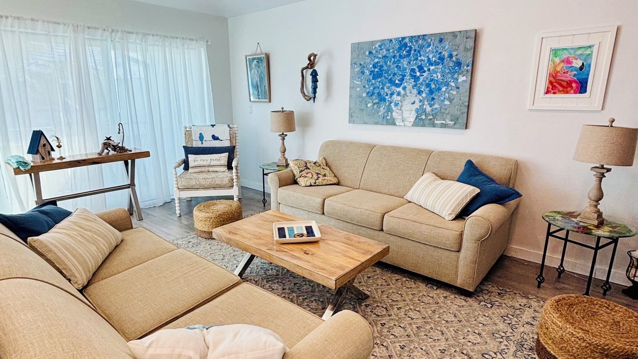 Photo of Livingroom in Treasure Cay