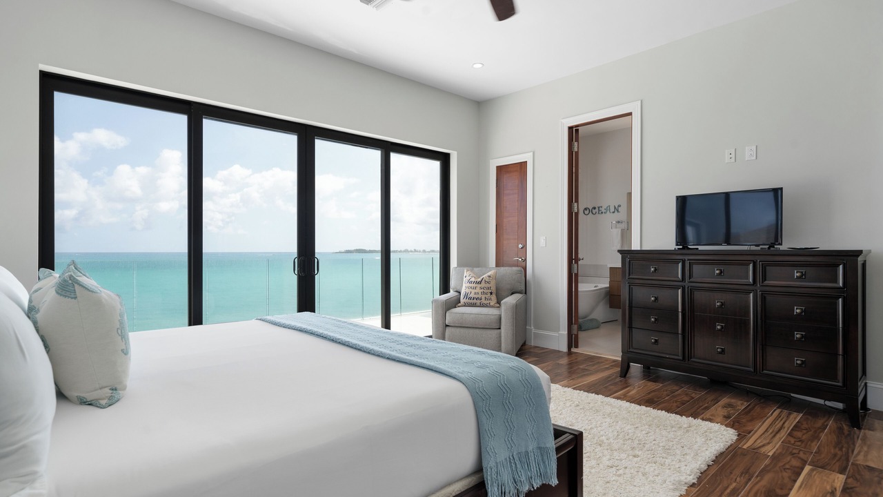 Photo of Bedroom in Nassau