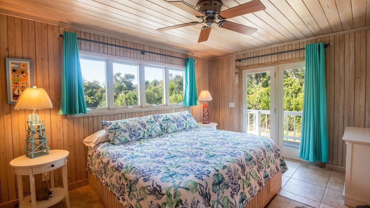 Photo of Bedroom in Hope Town